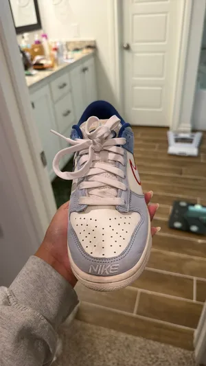 Nike Dunk Sneakers thumbnail 6