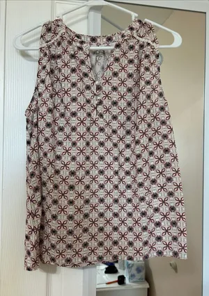 LOFT Cream Sleeveless Geometric Floral-Print Camisole thumbnail 1