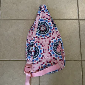 Vera Bradley Harry Potter Luna Medallion Lovegood Pink Sling Backpack Universal thumbnail 6
