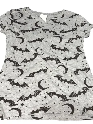 Wound Up Gray Halloween T Shirt Black Bats Moons Stars Crew Neck Size XL NWT thumbnail 1