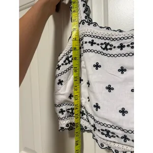 Abercrombie & Fitch White Cropped Tank with Black thumbnail 3