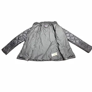 Patagonia Women’s Light Weight Black Puffer Jacket Medium thumbnail 4