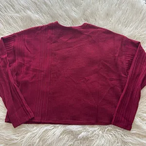 Wild Fable Long Sleeve Boxy Cropped T-Shirt Berry Red Size Large thumbnail 6