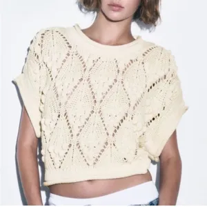 Zara Cream Knit Cropped‎ Top Sweater thumbnail 1