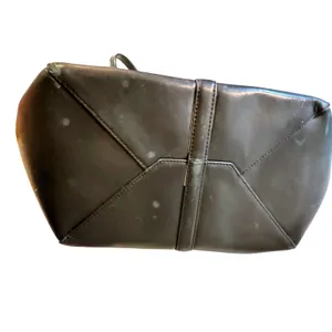 J.Crew Biennial Medium Leather Satchel‎ Tote Black Style 21986 Gold Hardware thumbnail 6