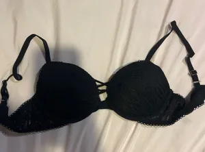 Victoria's Secret Bra thumbnail 1