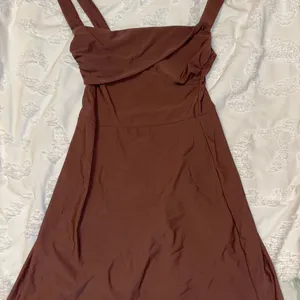 Strapless Brown A-Line Dress with Wide Straps thumbnail 1