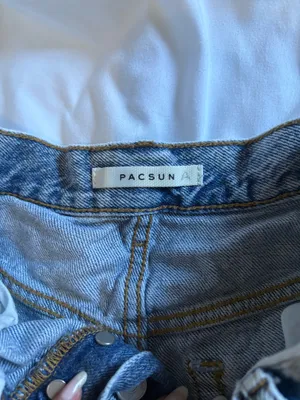 PacSun Jean Shorts High-Rise thumbnail 2