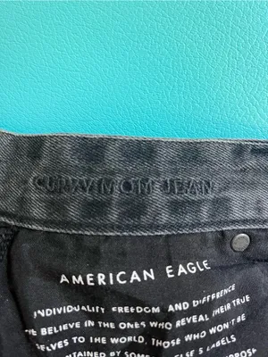 American Eagle Curvy Mom Jeans - Size Women’s 4 Short thumbnail 7