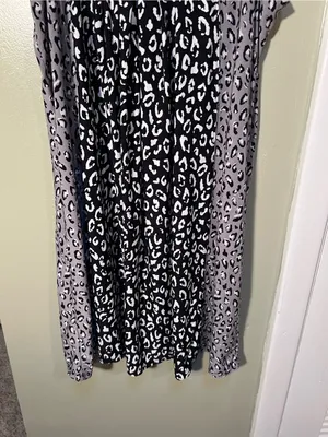 Alfani Intimates Women’s Size XL Sleeveless Nightgown Dress Gray Black Animal thumbnail 3