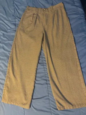 Women's Beige Black Check Pleated Wide-Leg Dress Pants Button Accent XL thumbnail 1