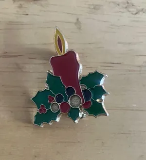 Festive Candle and Holly Pin - Red and Green thumbnail 1