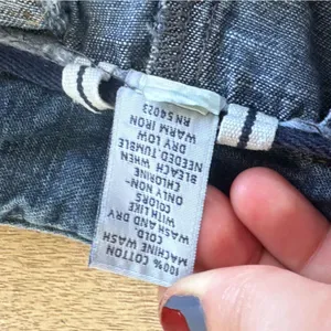 2006 Gap Denim Tie Waist Mini Shorts thumbnail 8