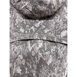 Lululemon Hooded Define Jacket *Nulu Hideaway Camo Lunar Rock Multi Women's Sz 8 thumbnail 8