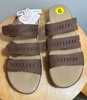 Taryn Rose New women's leather sandals.?Size 8.5. $33. thumbnail 3