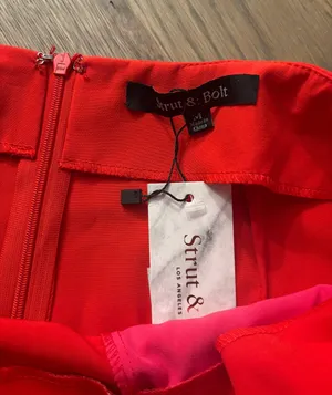 Boutique Skirt Size M thumbnail 2