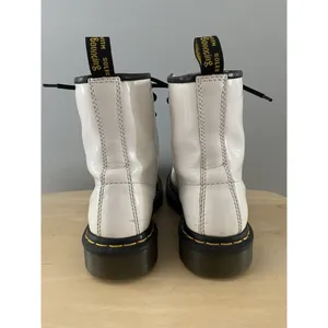 Dr Martens Boots Smooth White Patent Leather Pascal Womens 6 AirWair Docs 1460 thumbnail 7