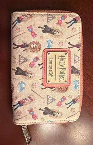 Loungefly Harry Potter Wallet thumbnail 1