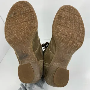 Clarks Artisan Womens 9.5 Carleta Lyon Tan Nubuck Leather Lace Up Booties thumbnail 7