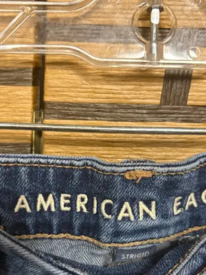 American Eagle Curvy Mom Jeans Size 6 thumbnail 5
