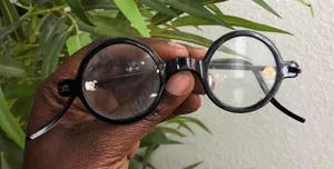 Harry Potter or Where’s Waldo Halloween Costume Prop Cosplay Black Round Vintage Glasses Preppy Minimalist Eyeglasses - Unisex thumbnail 1