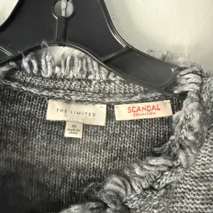 The Limited Scandal Collection Gray Fringe Knit Cardigan Sweater Wool‎ Blend thumbnail 4