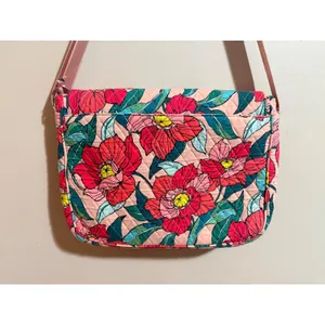 Vera Bradley Messenger Bag Womens OS Mod Floral Pink Print (retired)Excellent thumbnail 13