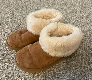 UGG Fur  Boots thumbnail 1