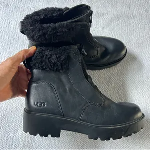 UGG Czeriesa Women's Black Boots thumbnail 9
