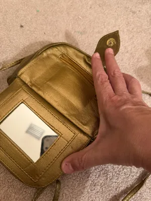 Gold Vintage Purse with mirror thumbnail 4