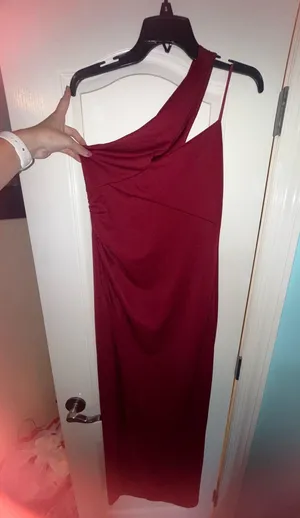 Red formal Dress Size M thumbnail 1