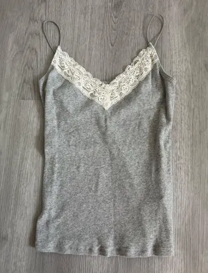 Hollister Tank Top thumbnail 1