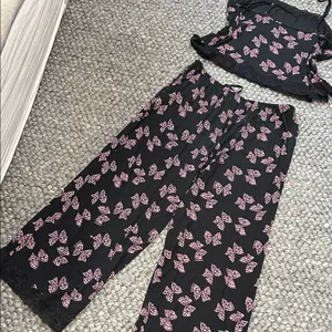 Victoria's Secret Heavenly by Black Pink Butterfly Two Piece Pajama Sleep Set thumbnail 11