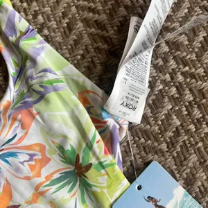 Roxy retro revo one piece sz XL thumbnail 3
