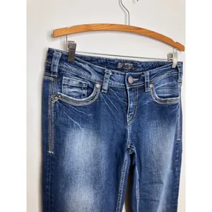 Silver Jeans Aiko Straight Leg Womens 29 Dark Wash Good Stretch Denim Distressed thumbnail 2
