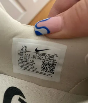 Nike Air Force 1 Sage Low LX "Light Cream" thumbnail 2
