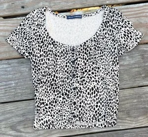Brandy Melville Leopard Print Button Top thumbnail 1