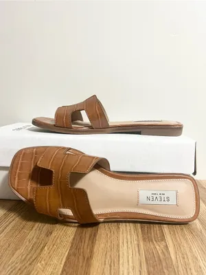 Steve Madden Hadyn Cognac Croc-Embossed Slide Sandals Size 6.5 thumbnail 3