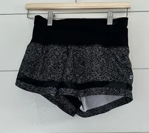 Lululemon Women’s 2 Pace Perfect Short Soundwave thumbnail 1