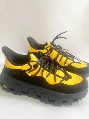 P448 Monalea Vibrum hiking athletic shoes black yellow thumbnail 2