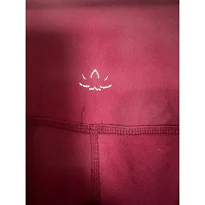 Beyond Yoga Spacedye Caught In The‎ Midi High Waisted Legging Burgundy Small thumbnail 3