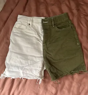 PacSun Shorts Denim High-Waisted thumbnail 1