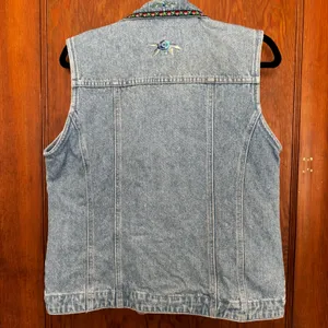 Vintage 90s Bill Blass Embroidered Floral Rhinestone Denim Vest M Cottage Garden thumbnail 9
