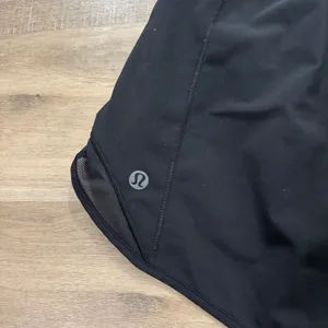 Lululemon Hotty Hot Short High-Rise Long 4" Women Size 12 Black thumbnail 4