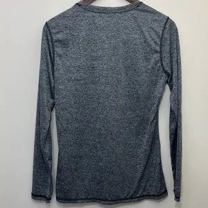 Adidas Women's Long Sleeve Golf Shirt Size Medium thumbnail 3