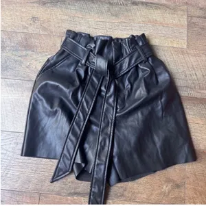 High-Waist Paperbag Faux Leather Shorts - Black NWOT thumbnail 3