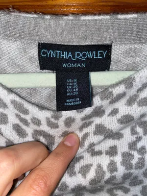 Cynthia Rowley Leopard Print Cuff Sleeve Sweater Sz xl thumbnail 2