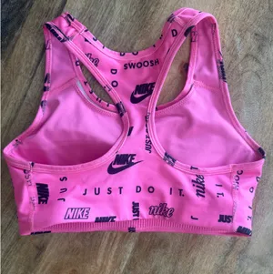 Nike Dri-Fit Women’s Sports Bra thumbnail 2