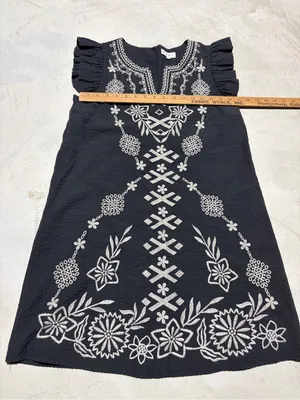THML Embroidered Floral Shift Dress SMALL boho thumbnail 2