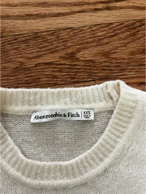 Abercrombie Sweater thumbnail 2
